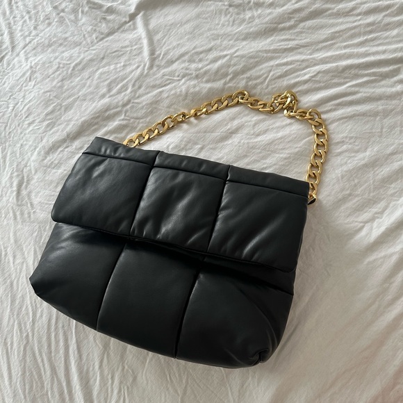 NWOT Shiraleah Quilted Oversized Clutch - Picture 7 of 11